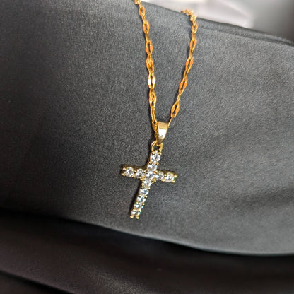 Dainty Cross Necklace