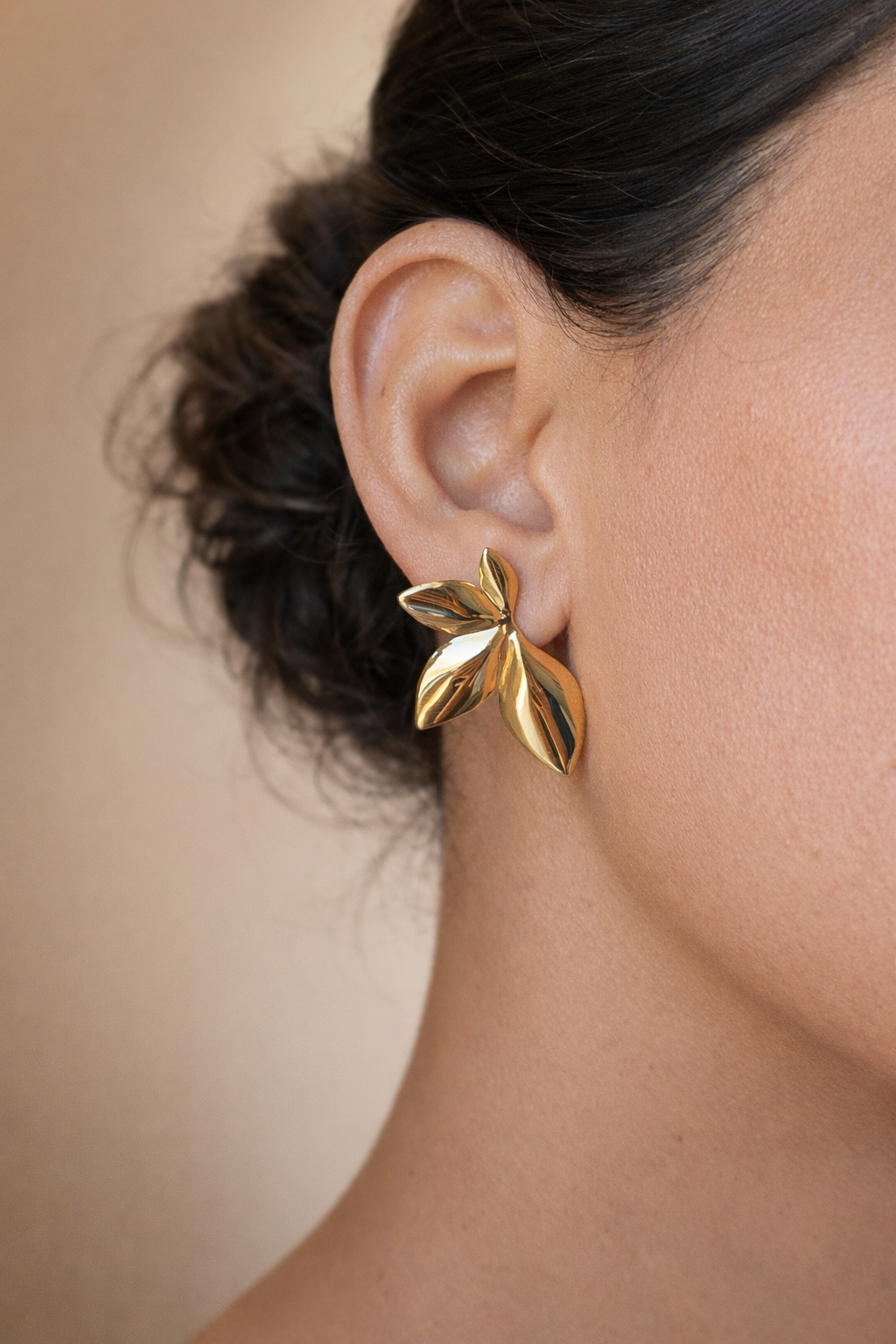 Gold Leaflets Stud Earrings