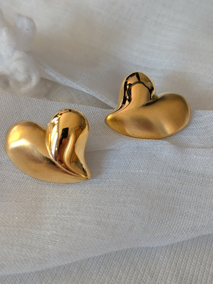 Twist of Heart Earrings
